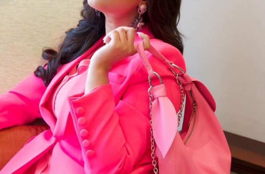 Designer Anjali Phougat strongly urges people to stop judging women with their outward appearance and look beyond that.