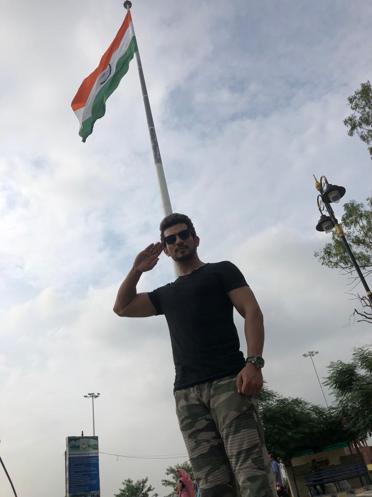 I’m proud to be an Indian and it is a significant landmark for us as a nation: Arjun Bijlani