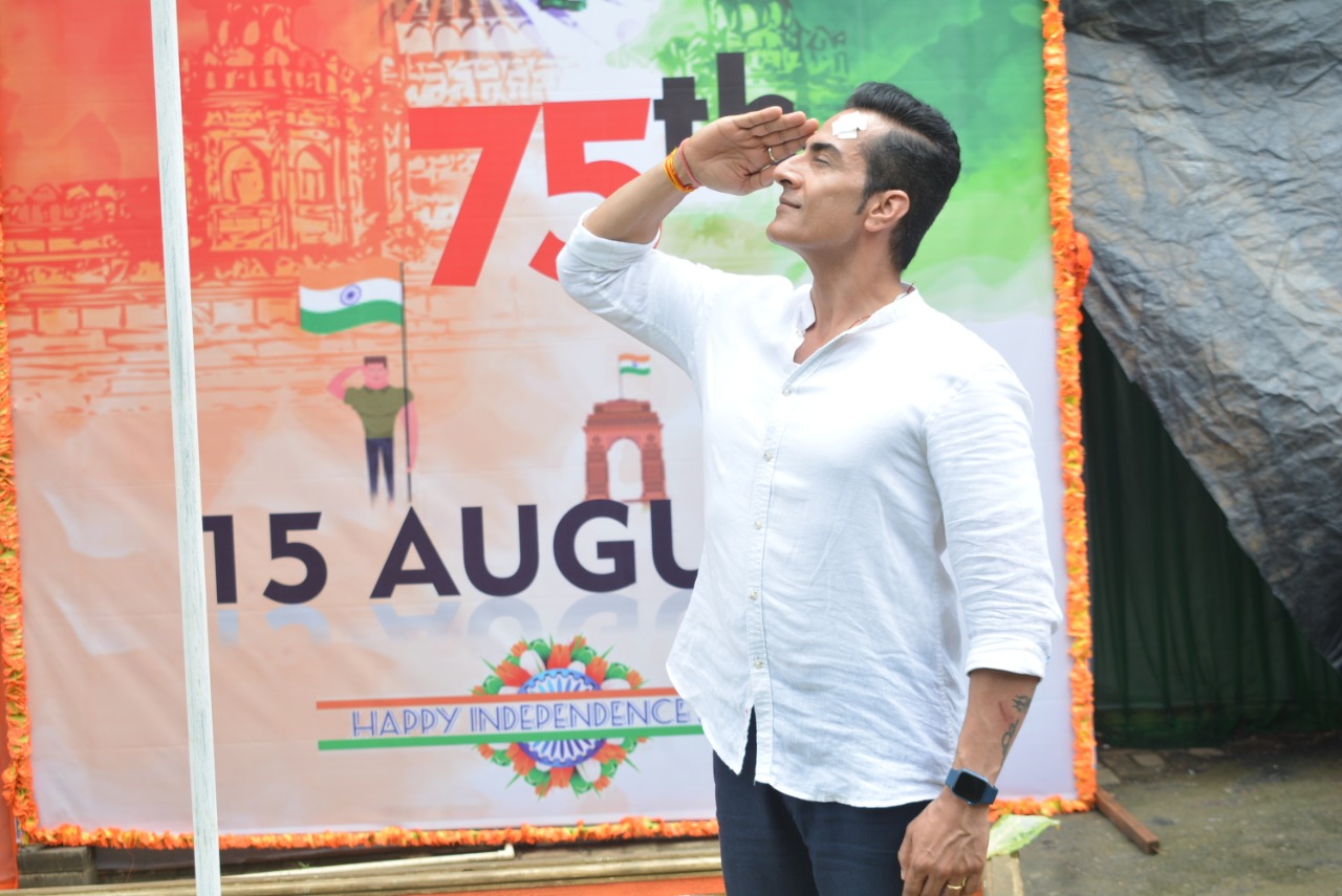 Sudhanshu Pandey on Independence day initiative on the set by Director’s Kut Production!