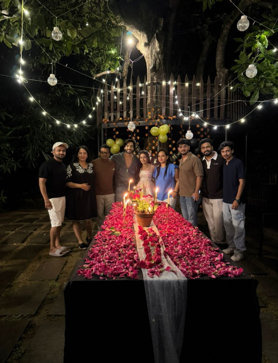 Ashish Dixit Celebrates Birthday at Nagpur Farmhouse with Family and Friends