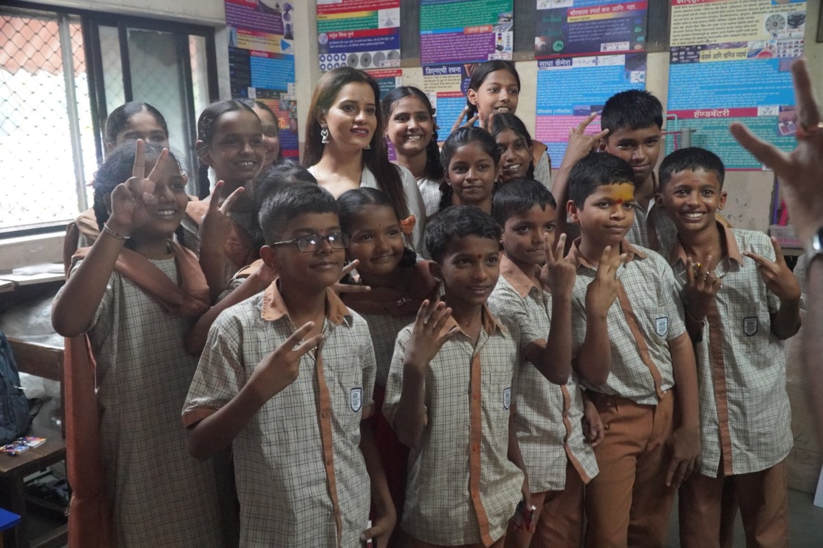 Kajal Vashisht Celebrates Children’s Day with Young Minds at Ashokvan Mahanagarpalika Marathi School at Mumbai