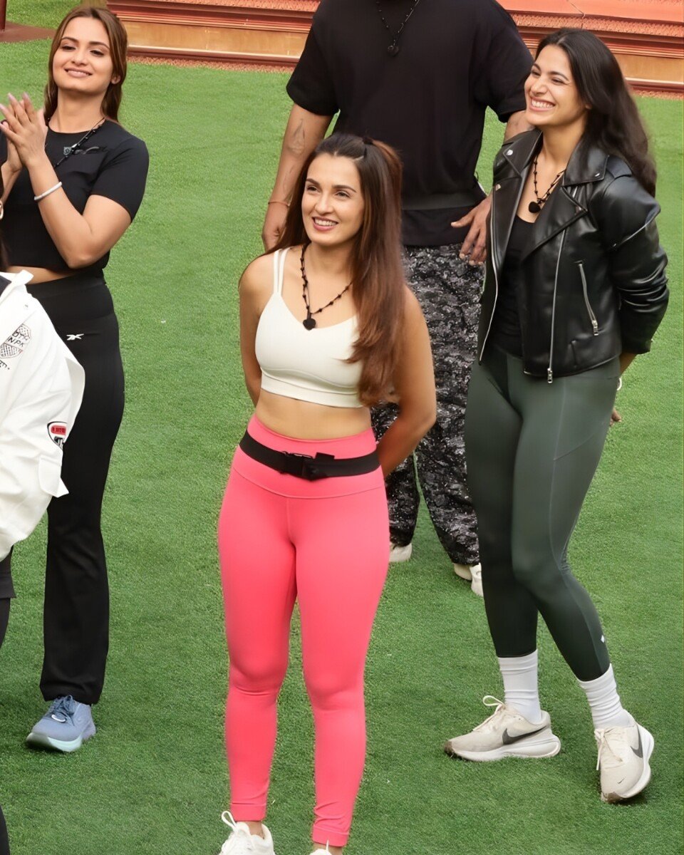 Shiny Doshi Hit in Throw-Ball Challenge but Secures Safety Through Smart Play on The 50